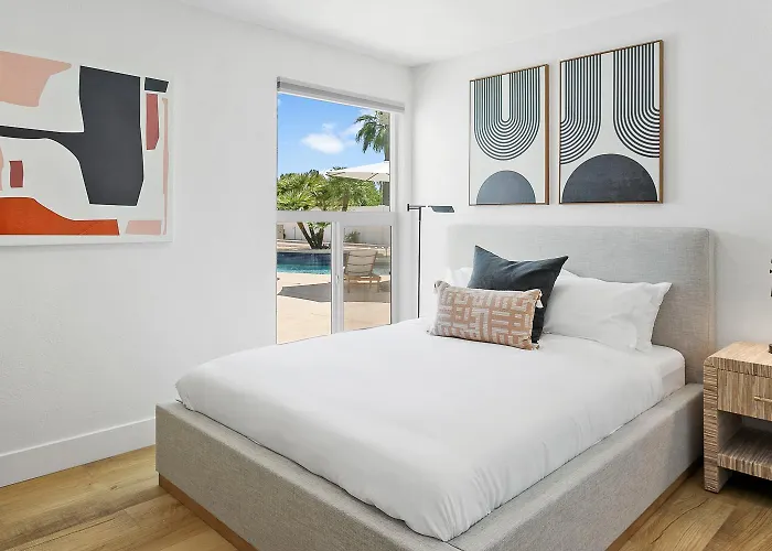 Holiday home Palms Away *